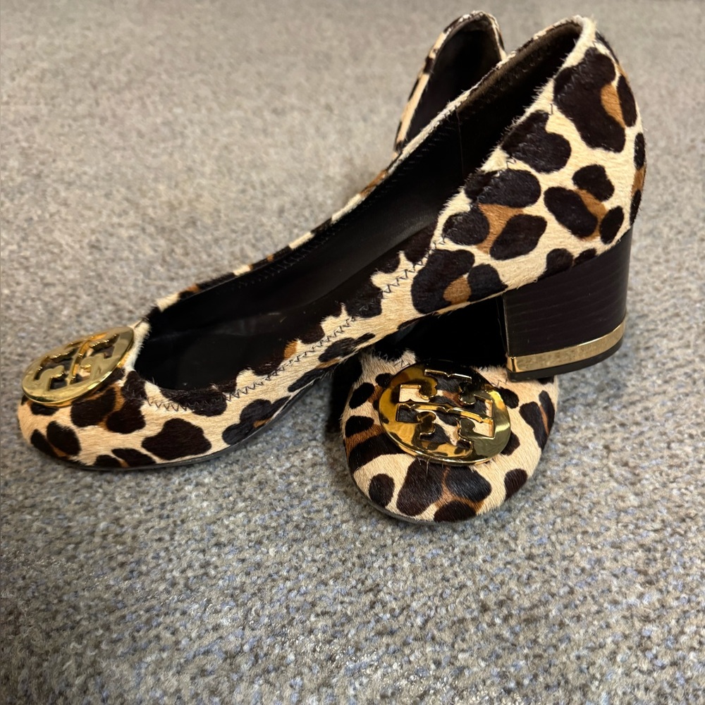 Tory Burch Inspired Leopard Print Block Heel Pumps in Brown